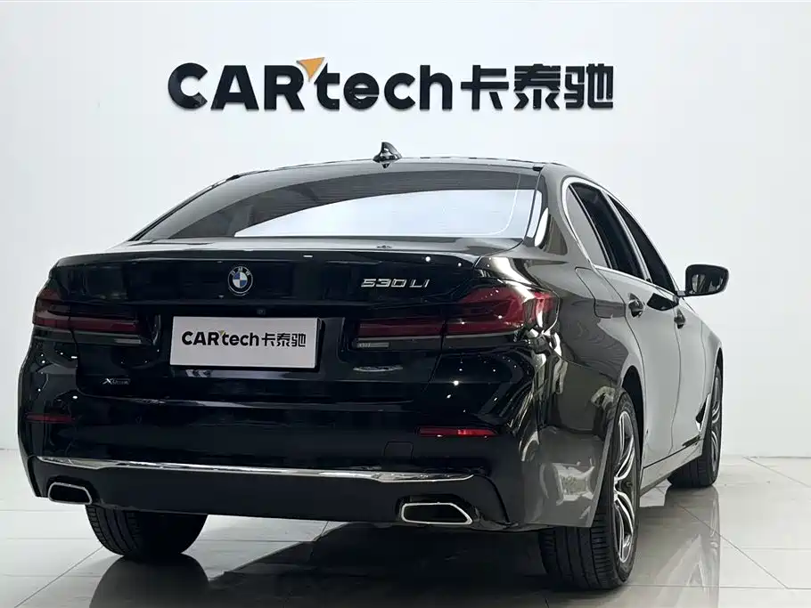 BMW 5 Series 2021 530Li xDrive Luxury Package