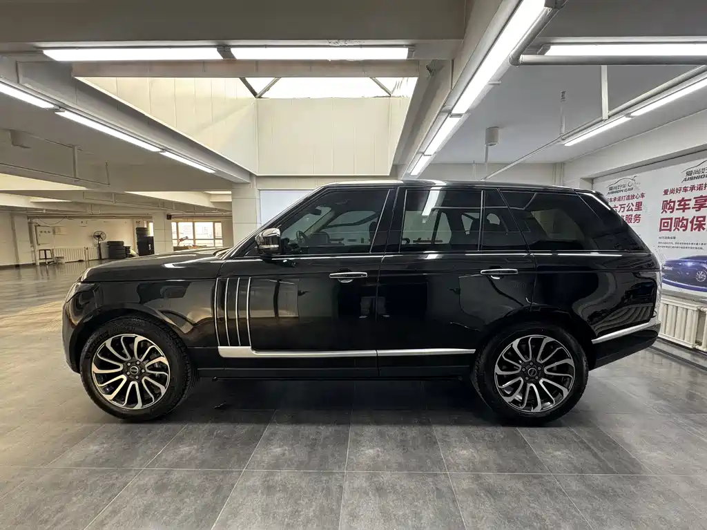 Range Rover 2018 3.0 SC V6 Vogue Heritage Edition