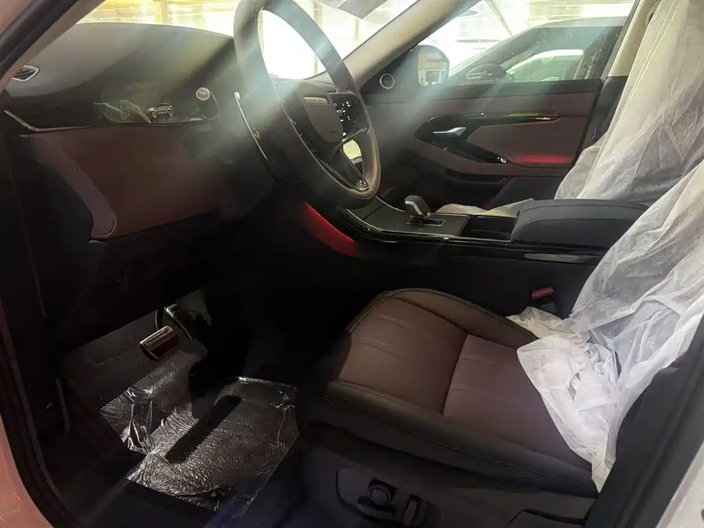 Range Rover Evoque L SE 2026