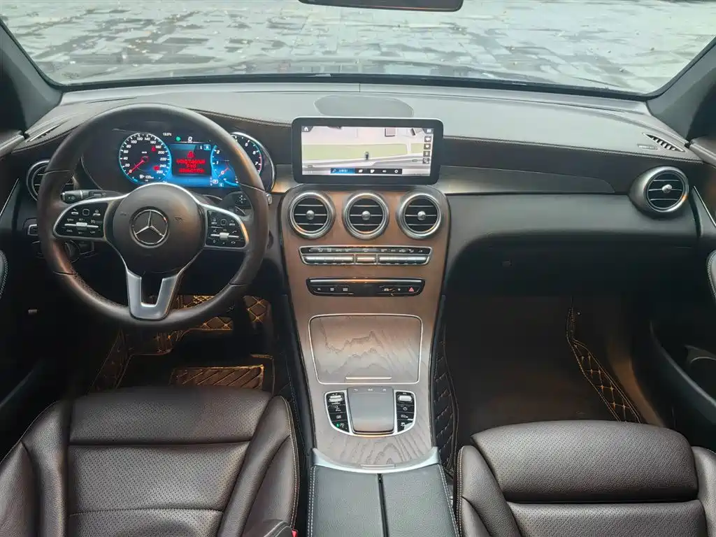 Mercedes-Benz GLC 2022 GLC 260 L 4MATIC Luxury Edition