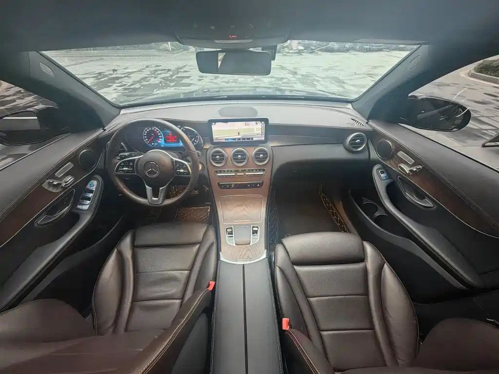 Mercedes-Benz GLC 2022 GLC 260 L 4MATIC Luxury Edition
