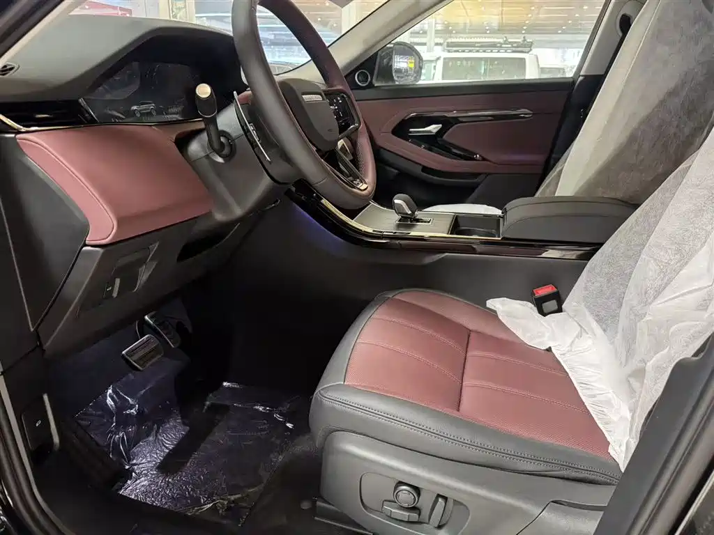 Range Rover Evoque 2026 Range Rover Evoque L SE