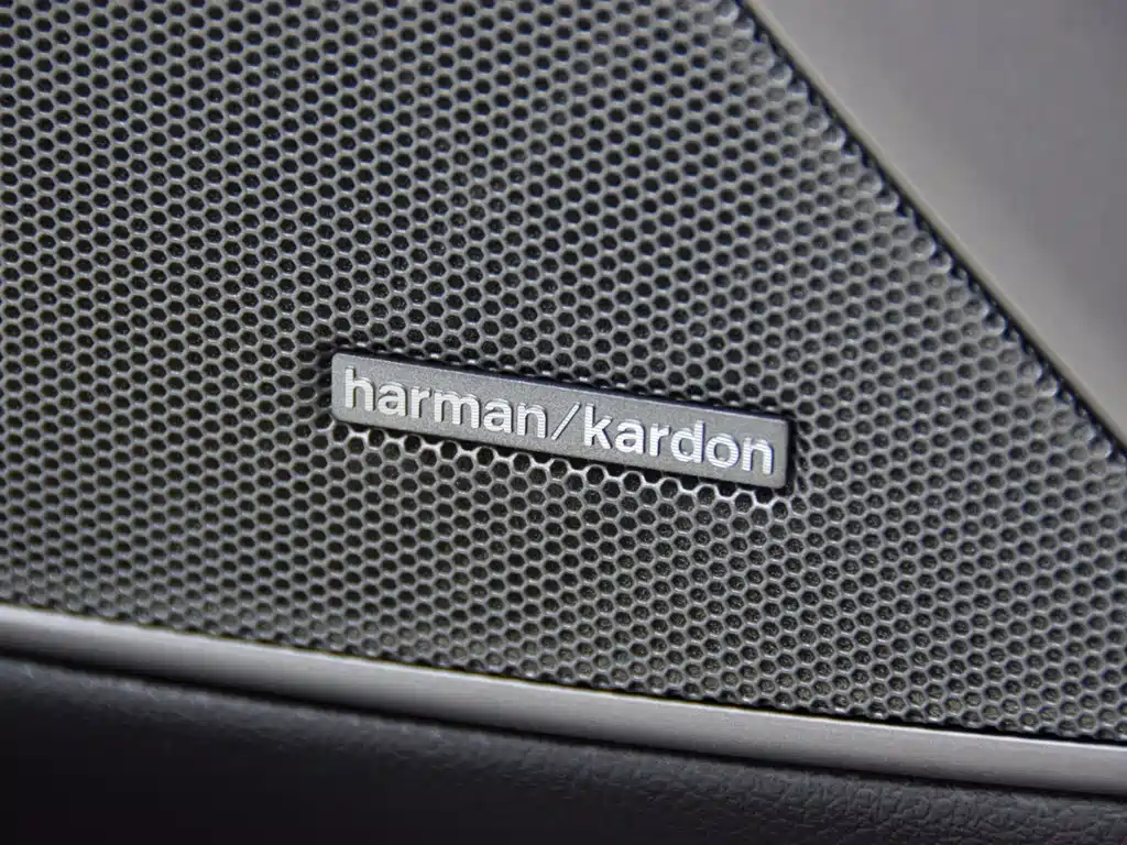 BMW 3 Series 2025 330Li M Sport Night Edition