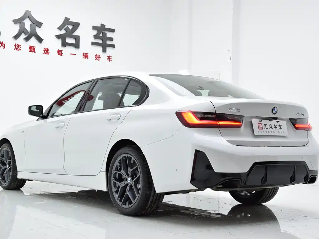 BMW 3 Series 2025 330Li M Sport Night Edition