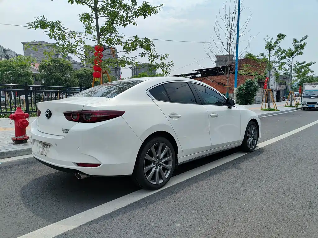 Mazda 3 Axela 2023 2.0L Automatic Zhi Zhen Edition