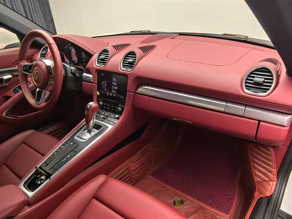 Porsche 718 Cayman 2.0T 2022