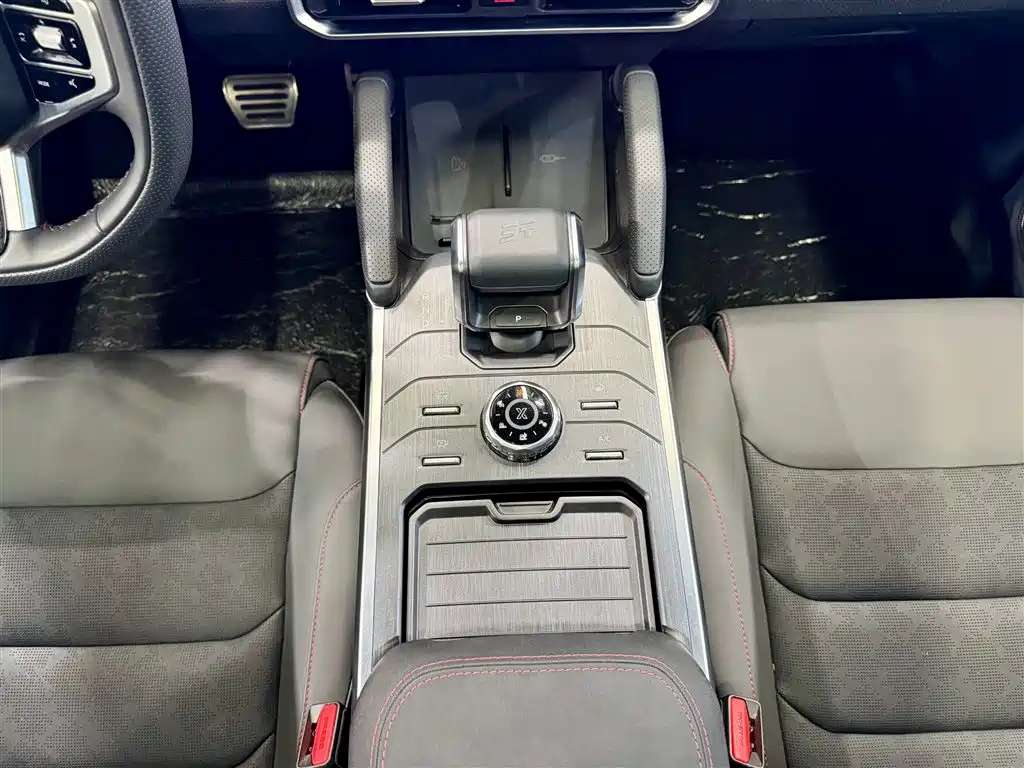 Jetour Traveller 2023 2.0T AWD Cross PRO+