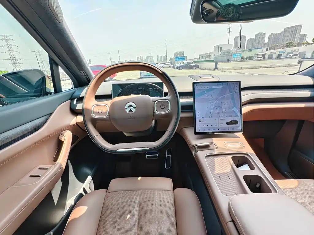 NIO ES8 2023 75kWh