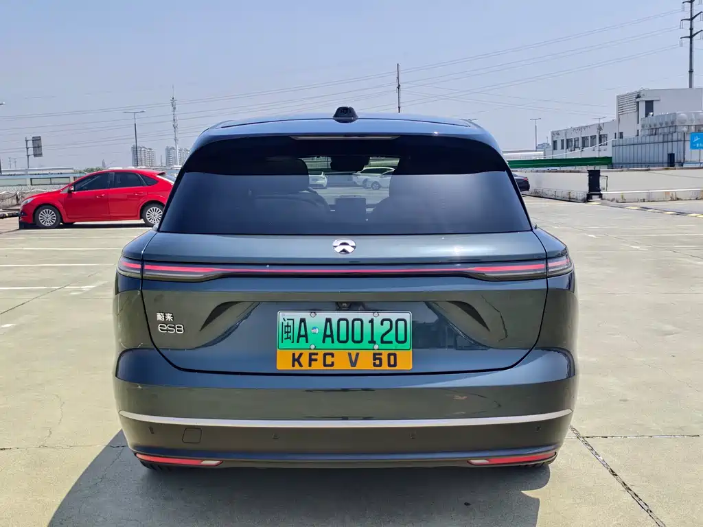 NIO ES8 2023 75kWh