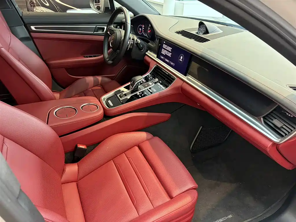 Porsche Panamera 2023 2.9T