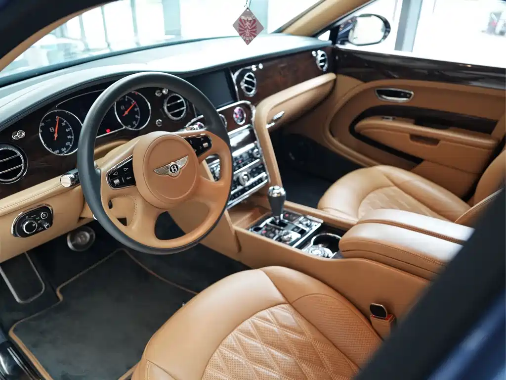 Bentley Mulsanne 2017 6.8T Extended Wheelbase