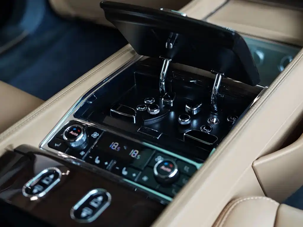 Bentley Mulsanne 2017 6.8T Extended Wheelbase