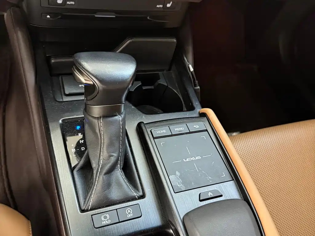 Lexus ES 2021 200 Excellence Edition