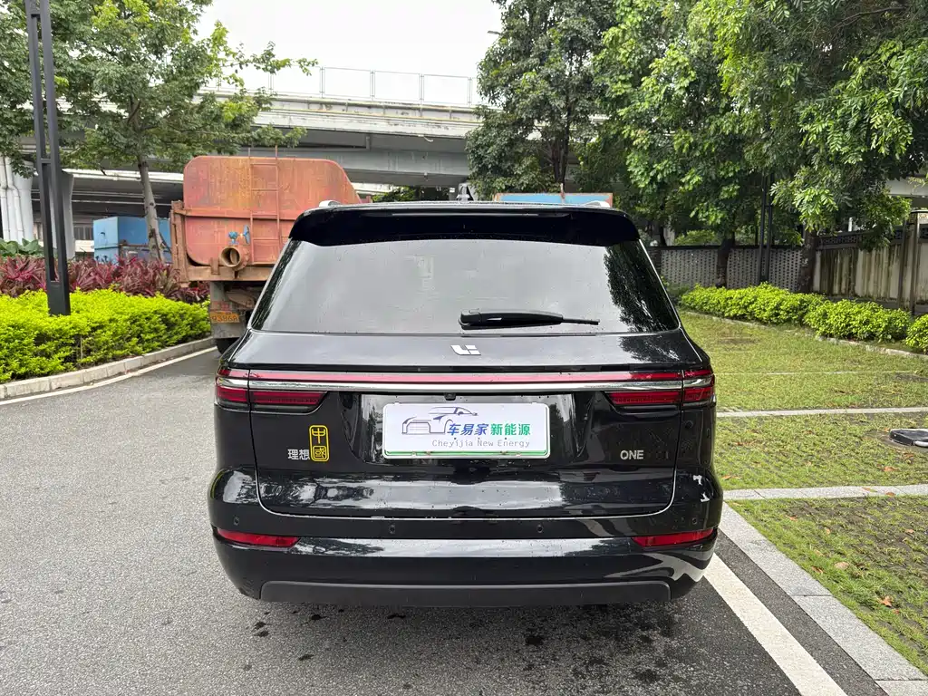 Li Auto ONE 2021 Extended-Range 6-Seater