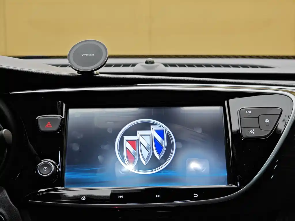 Buick Envision Plus 2021 532T FWD Luxury