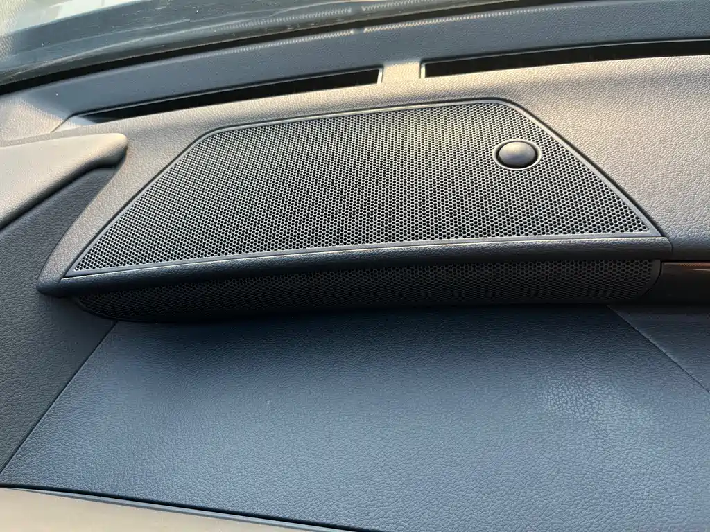 Lexus ES 2022 300h Premium Edition