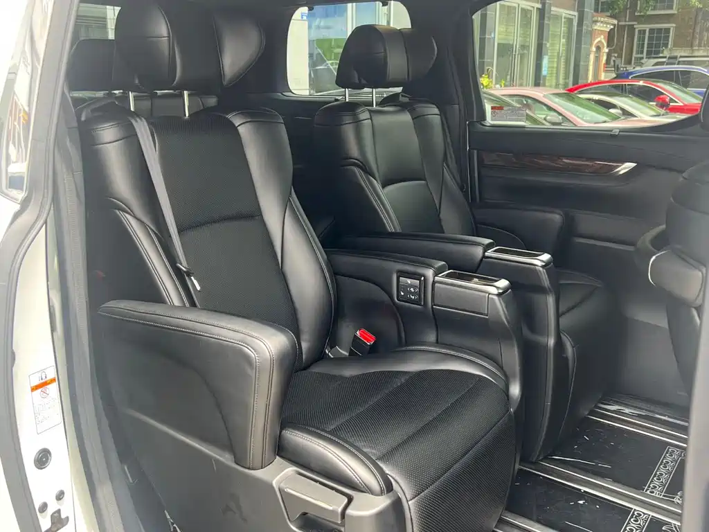 Alphard 2018 Facelift 3.5L Deluxe
