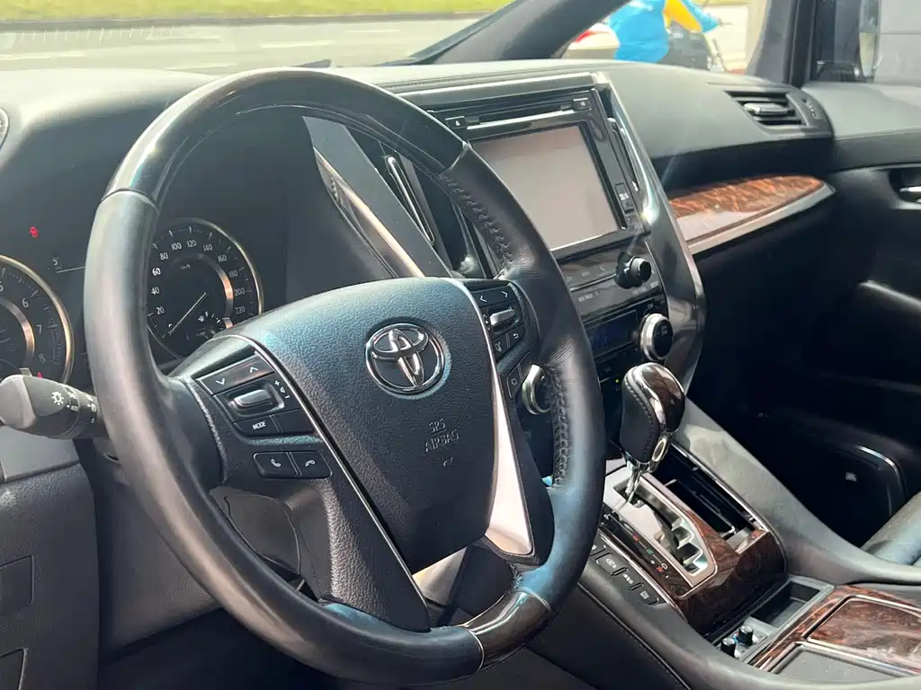 Alphard 2018 Facelift 3.5L Deluxe