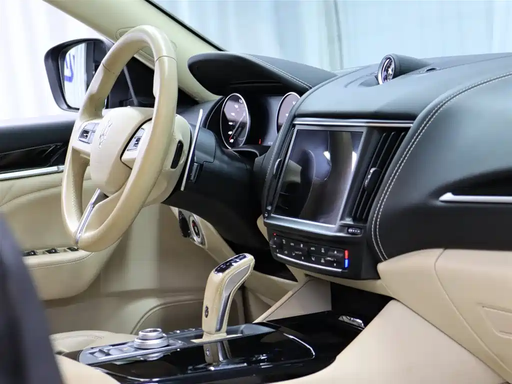 Levante 2021 3.0T Standard