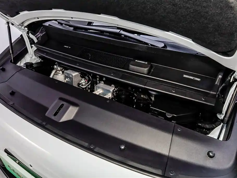 Li Auto MEGA 2025 Ultra Smart Refresh Edition