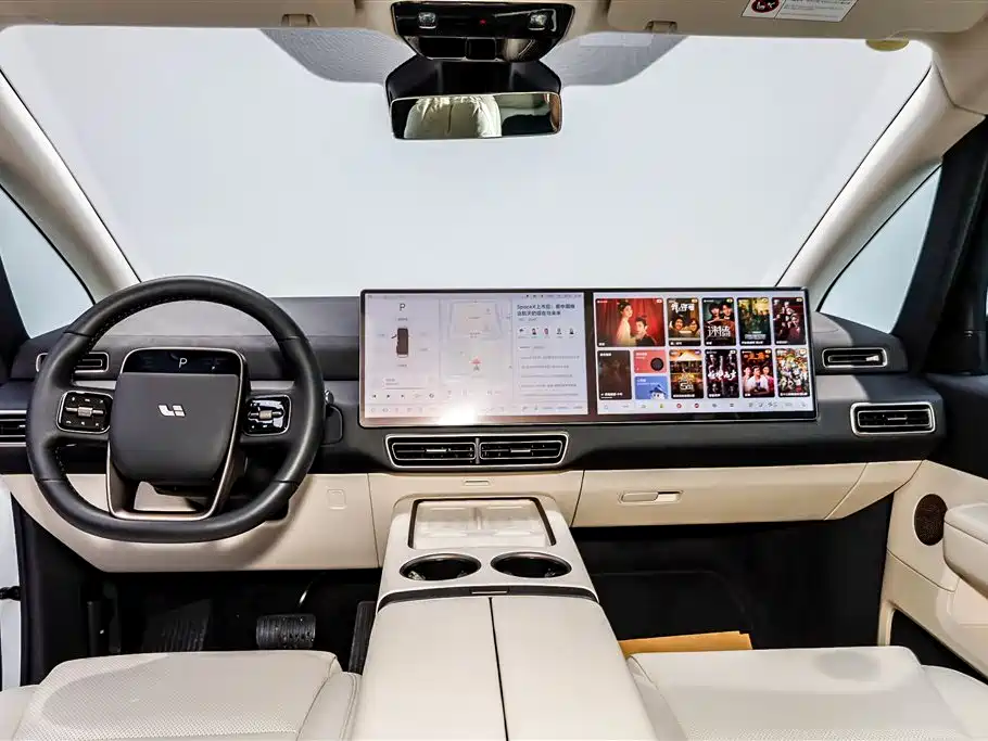 Li Auto MEGA 2025 Ultra Smart Refresh Edition