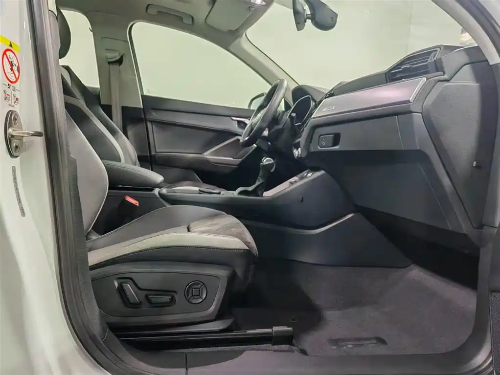 Audi Q3 2019 35 TFSI S Line
