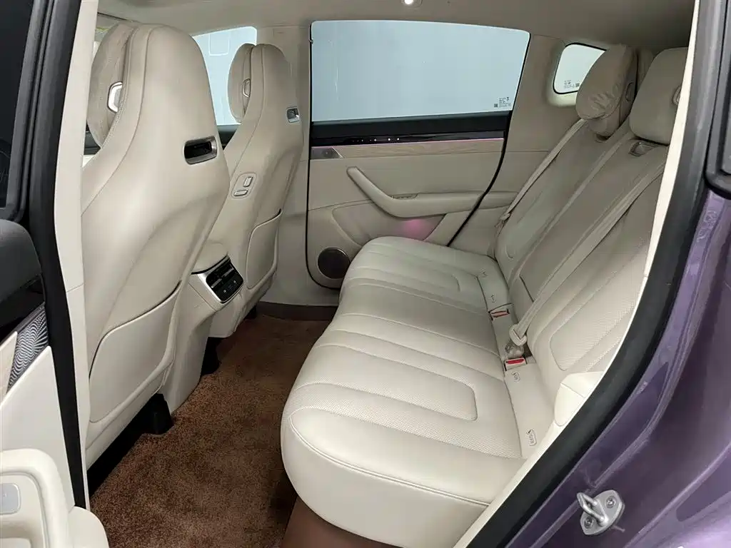 Luxeed R7 2024 EV 736km Ultra