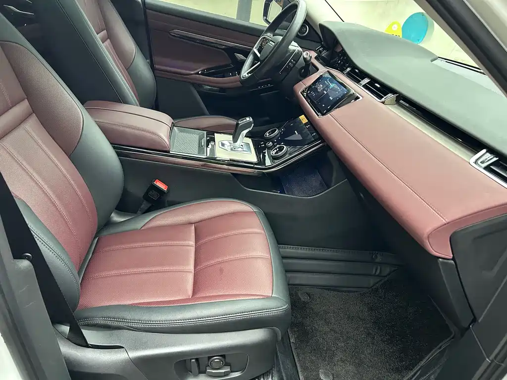 Range Rover Vogue 2022 249PS R-Dynamic Luxury
