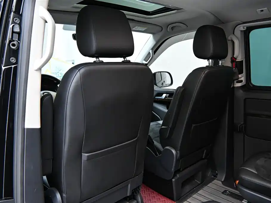 Mighty 2019 2.0TSI 4x4 Premium Edition 7-seater