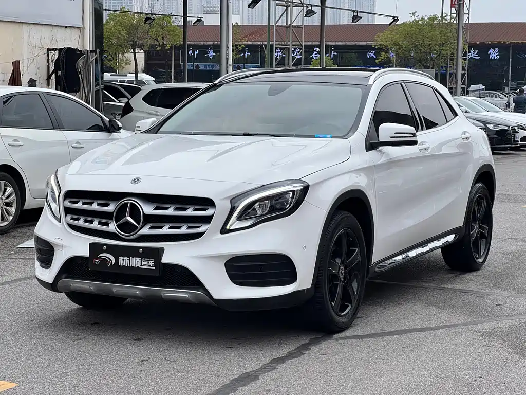 Mercedes-Benz GLA 2019 GLA 200 Fashion Edition