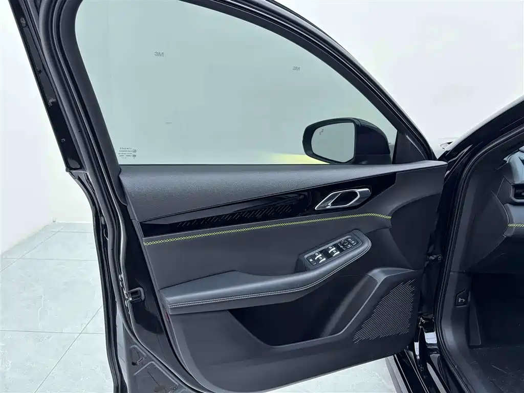 Leasing 03 2023 Model 2.0TD DCT Performance Halo