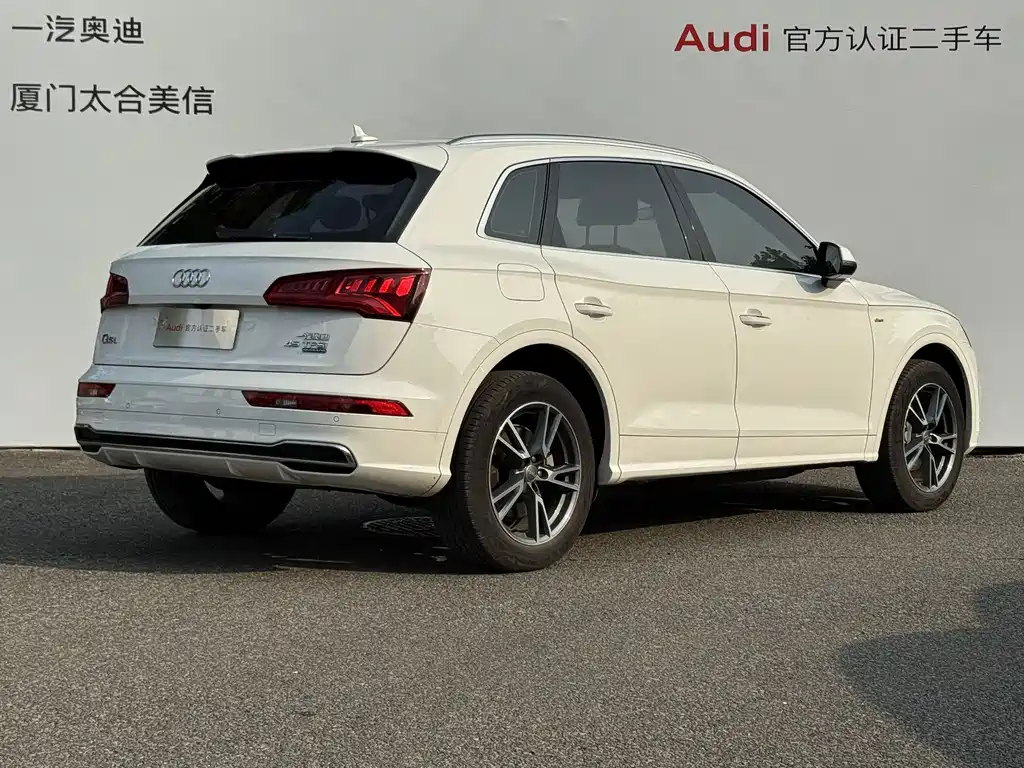 Audi Q5L 2018 45 TFSI Premium Fashion Edition National VI