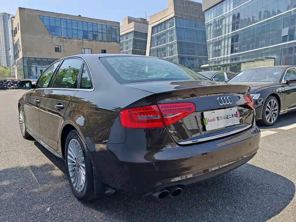 Audi A4L 2016 35 TFSI Prestige Edition S Line Comfort Version