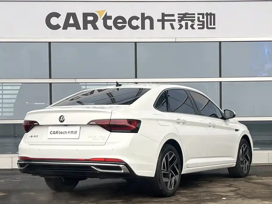 2023 Volkswagen Sagitar 300 TSI DSG Prestige Edition