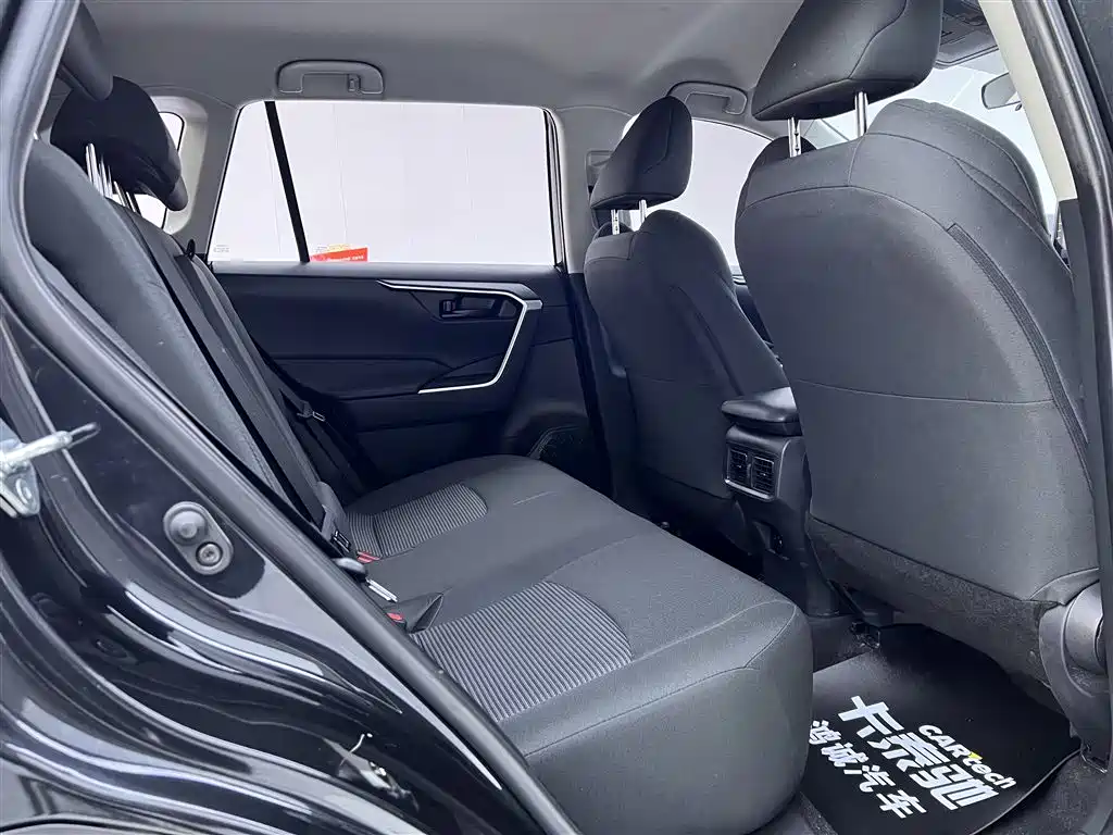Velaranda 2022 2.0L CVT Two-wheel Drive Leading Edition