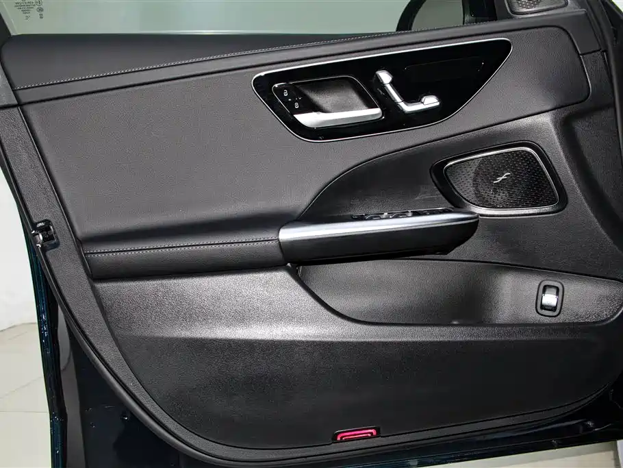 Mercedes-Benz C-Class 2025 Model C 260 L Sport Edition