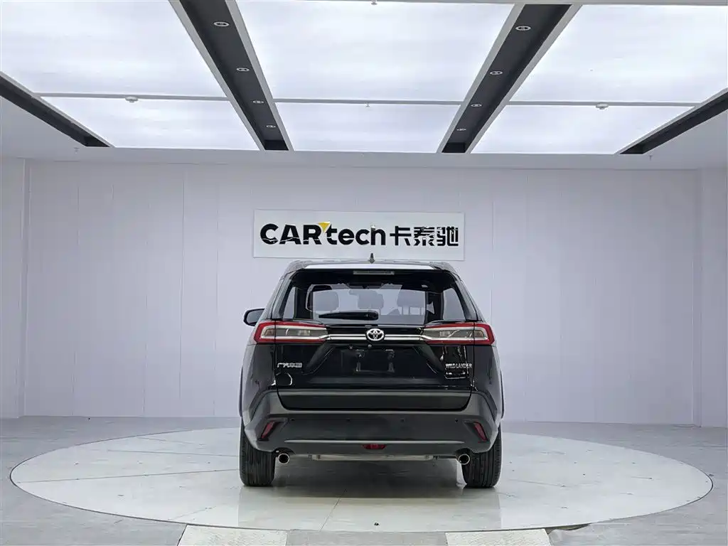 Velaranda 2022 2.0L CVT Two-wheel Drive Leading Edition