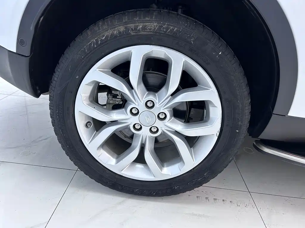 Discovery 2018 240PS HSE Edition