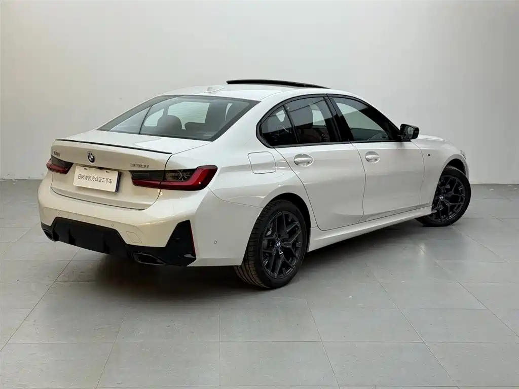 BMW 3 Series 2025 330i M Sport Nightshade Package