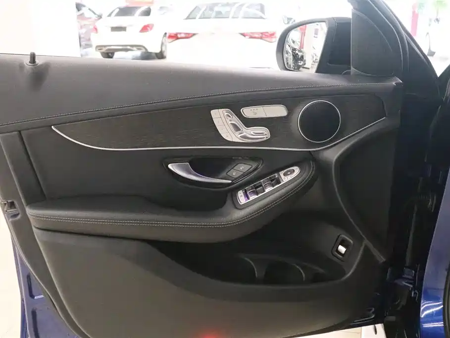 Mercedes GLC Coupe 2020 GLC 300 4MATIC Coupe SUV
