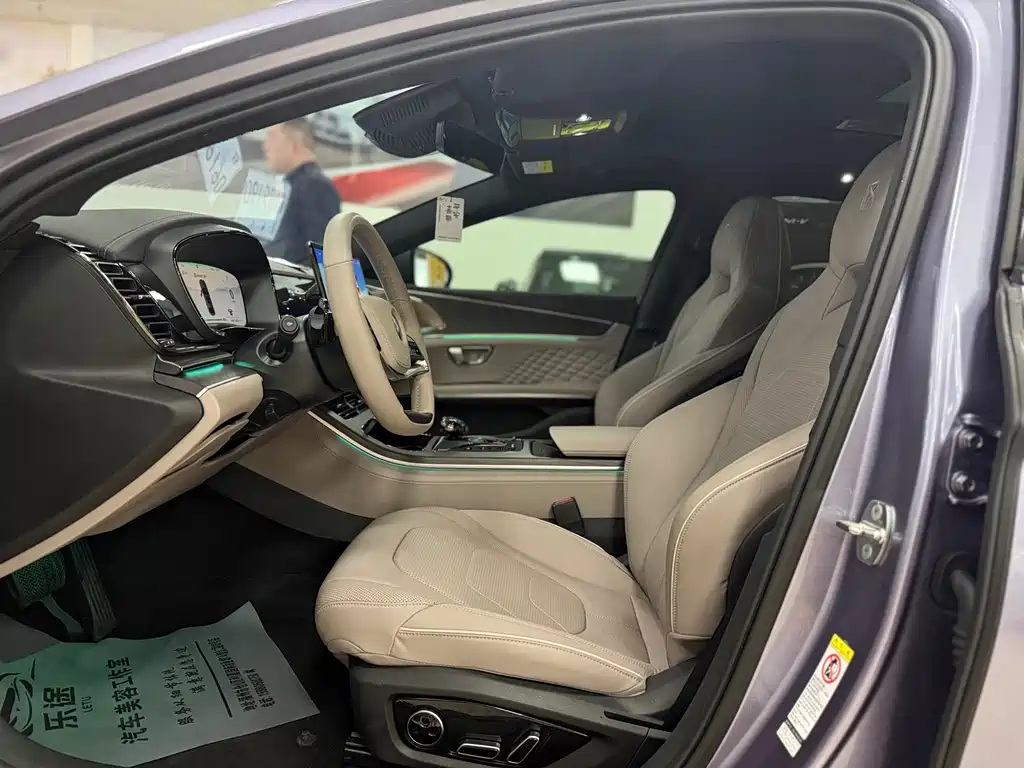 Han 2024 EV Glory Edition 610KM All-Wheel Drive Divine Eye Intelligent Driving Version