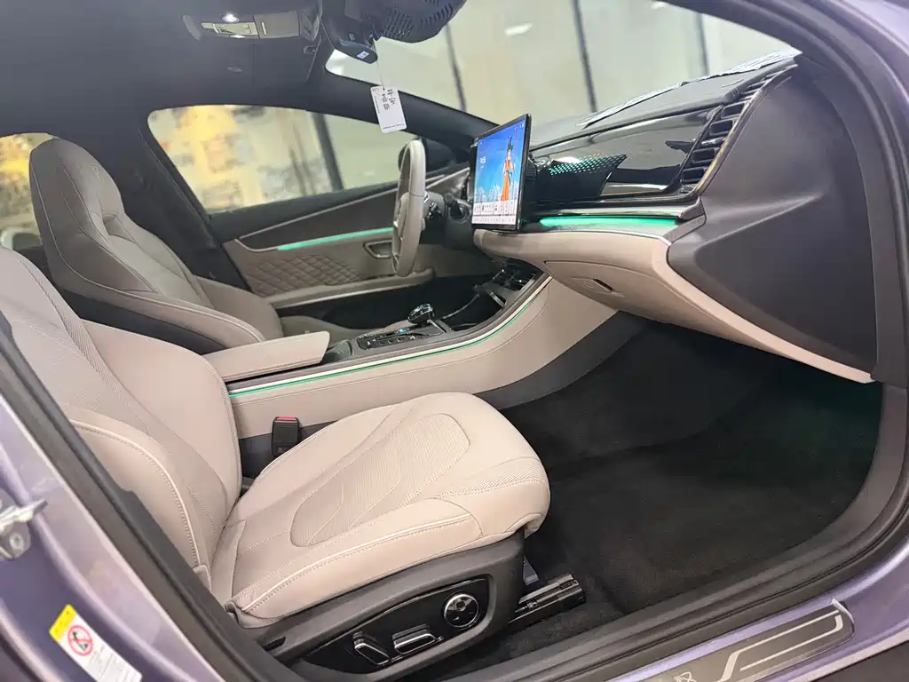 Han 2024 EV Glory Edition 610KM All-Wheel Drive Divine Eye Intelligent Driving Version