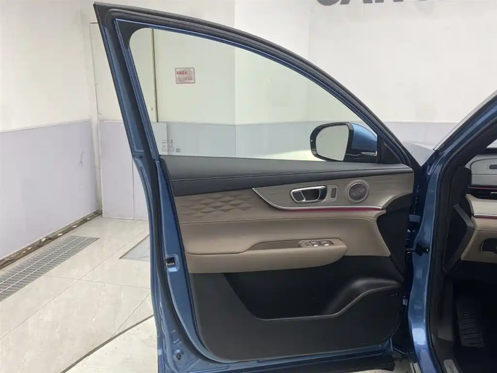 Ruihu 8 PLUS C-DM 2025 Edition 1.5T 116km Prestige 5-seat
