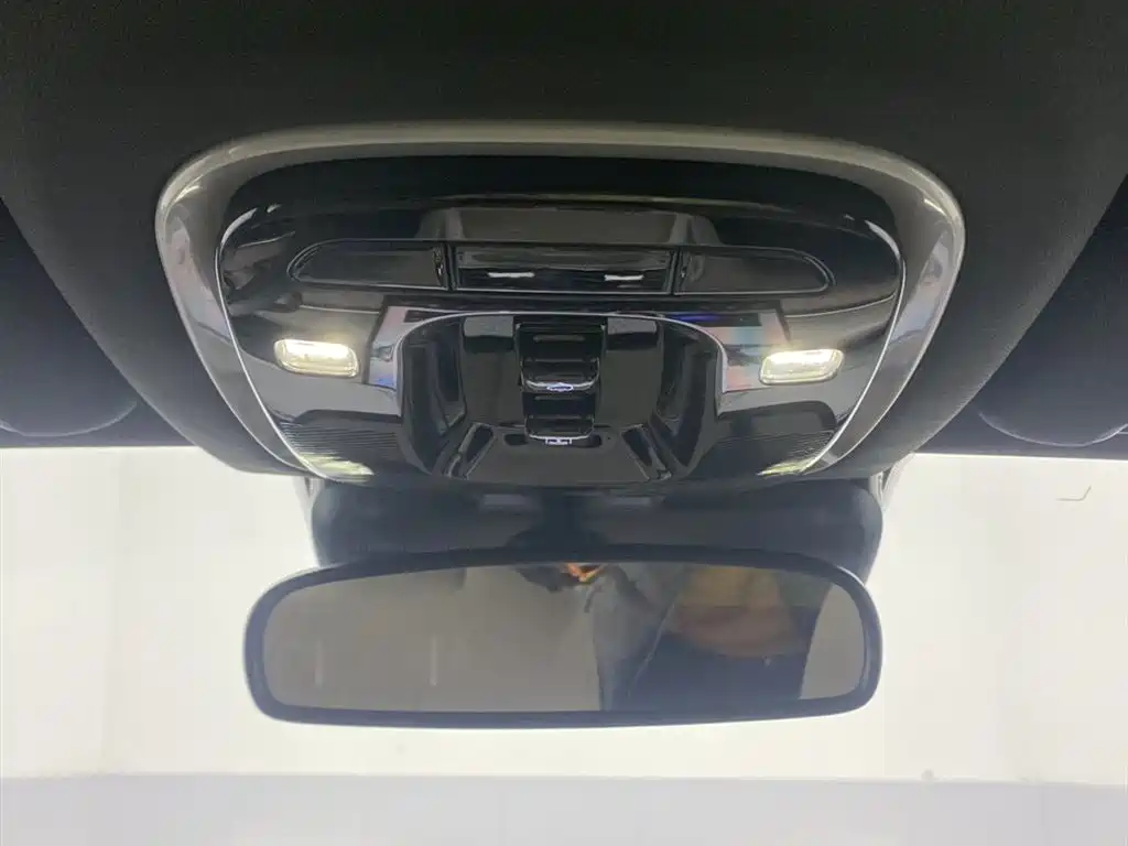 Ruihu 8 PLUS C-DM 2025 Edition 1.5T 116km Prestige 5-seat