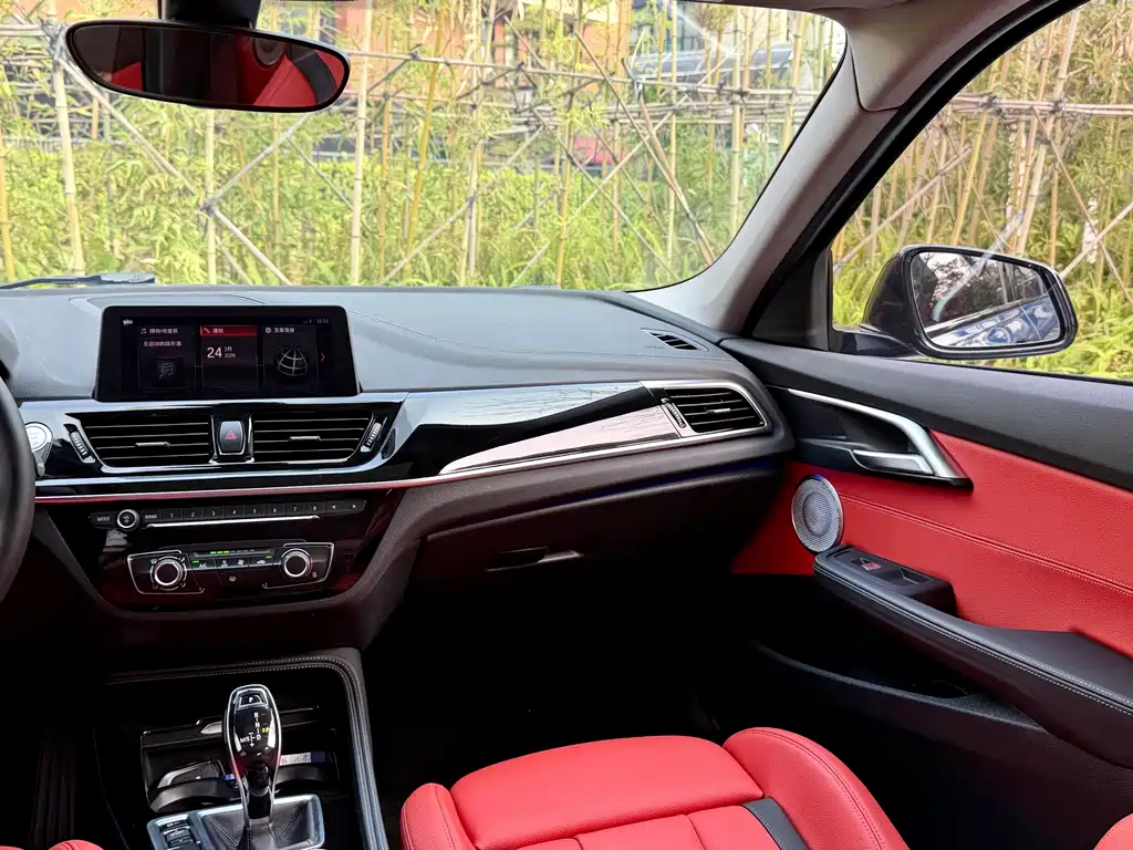 BMW 1 Series 2021 125i M Sport Nightshade Edition