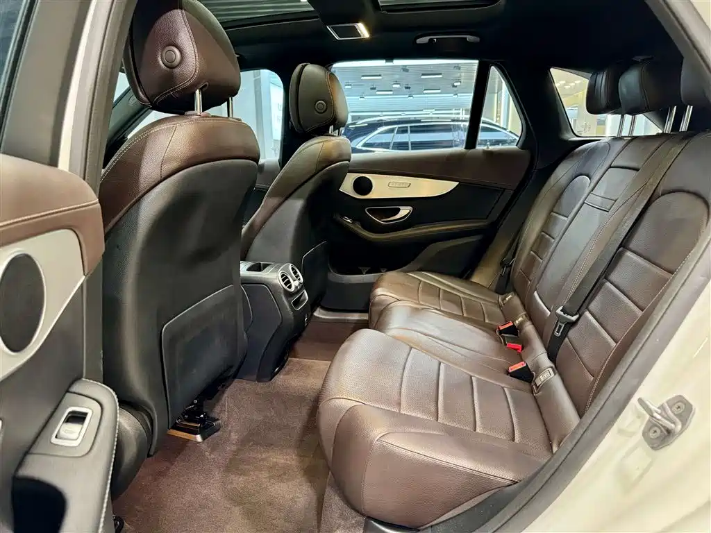 Mercedes-Benz GLC 2021 GLC 260 L 4MATIC Dynamic Edition
