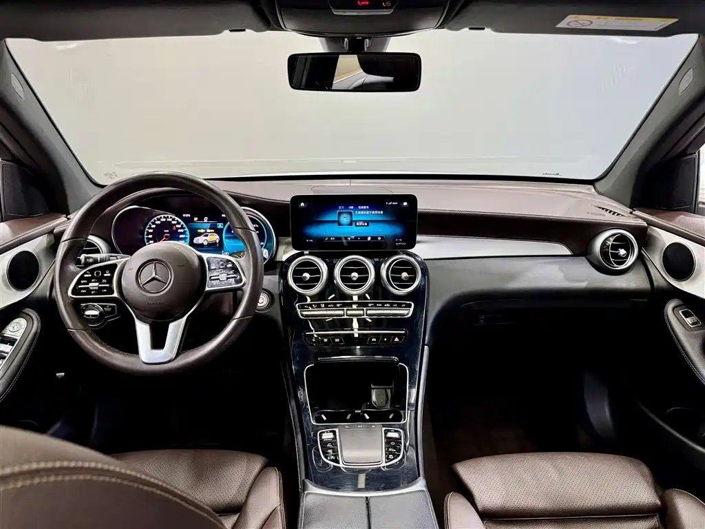 Mercedes-Benz GLC 2021 GLC 260 L 4MATIC Dynamic Edition