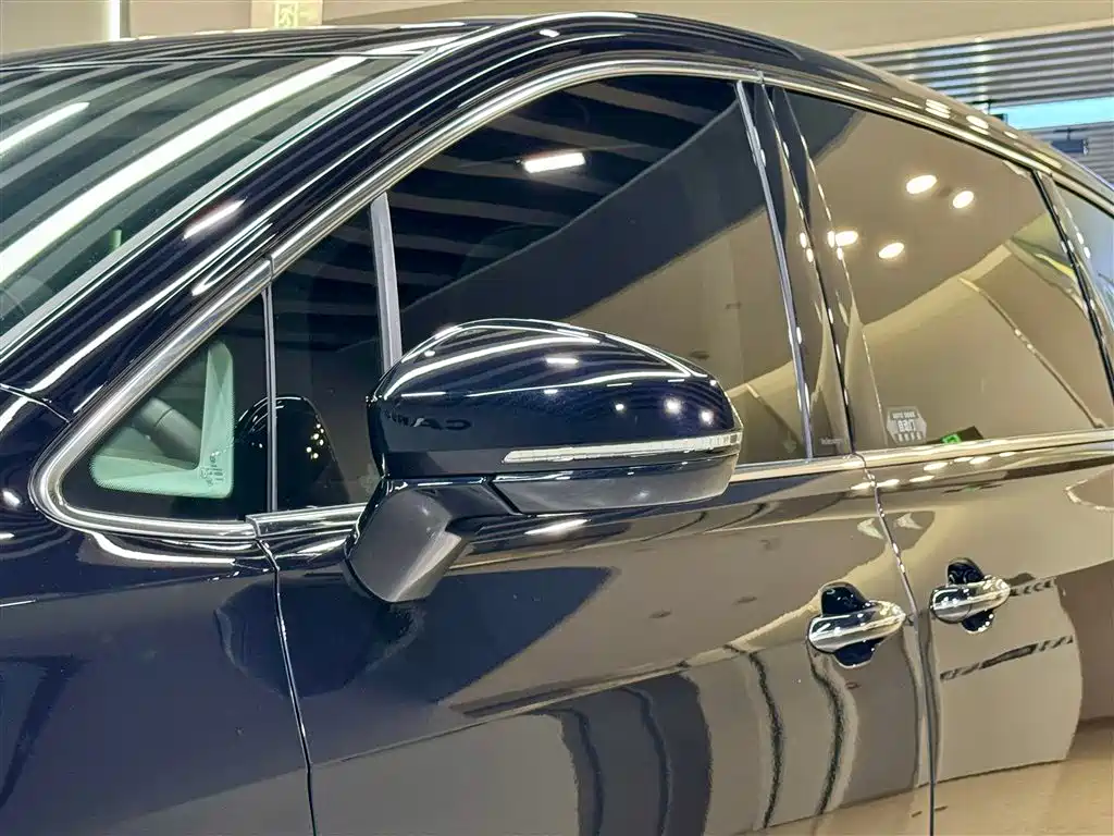 Viloran 2024 380TSI Prestige Edition