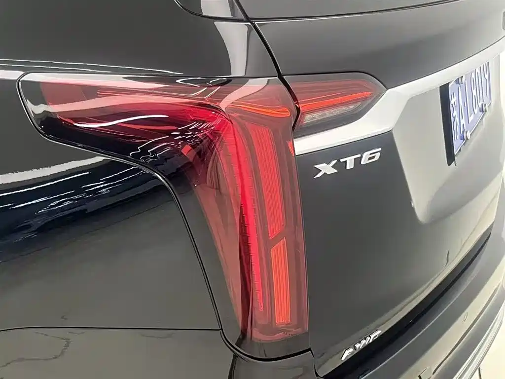 Cadillac XT6 2022 2.0T 6-seat 4WD Luxury Edition