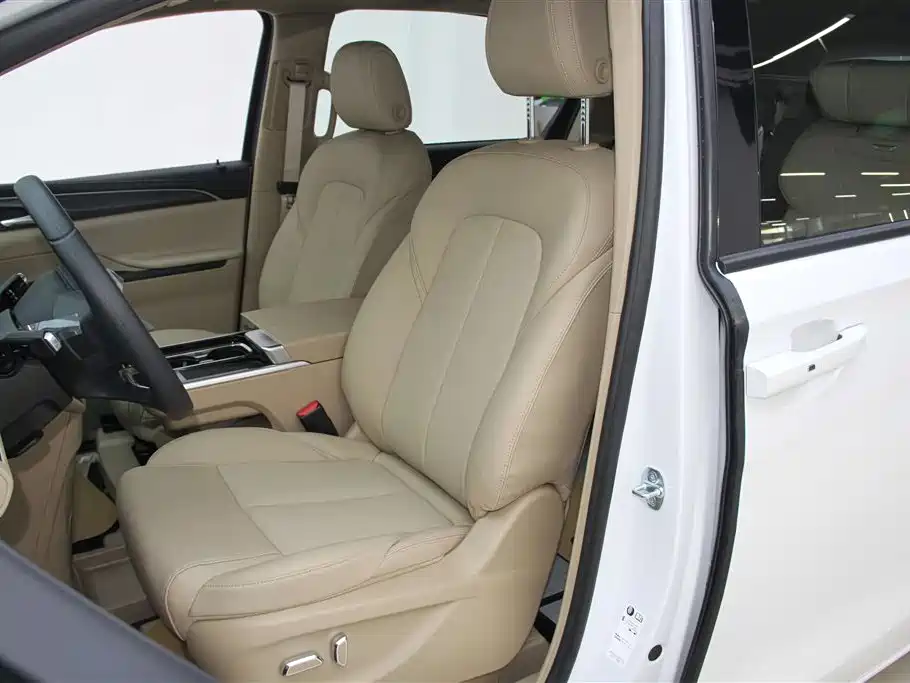 Buick GL8 2025 Luxury Executive Coach Comfort DG Edition
